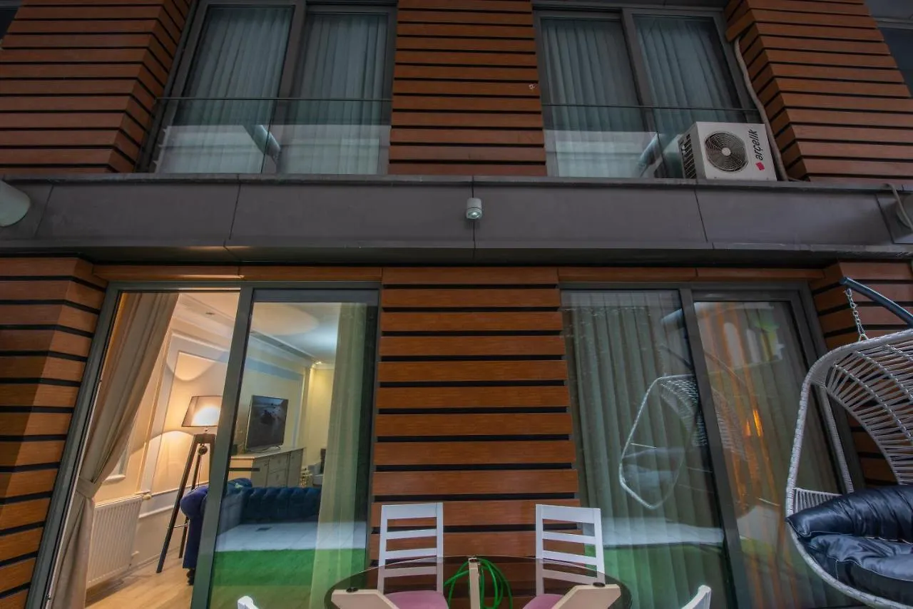 Three Bedroom Duplex Apartment With Large Terrace Istanbul