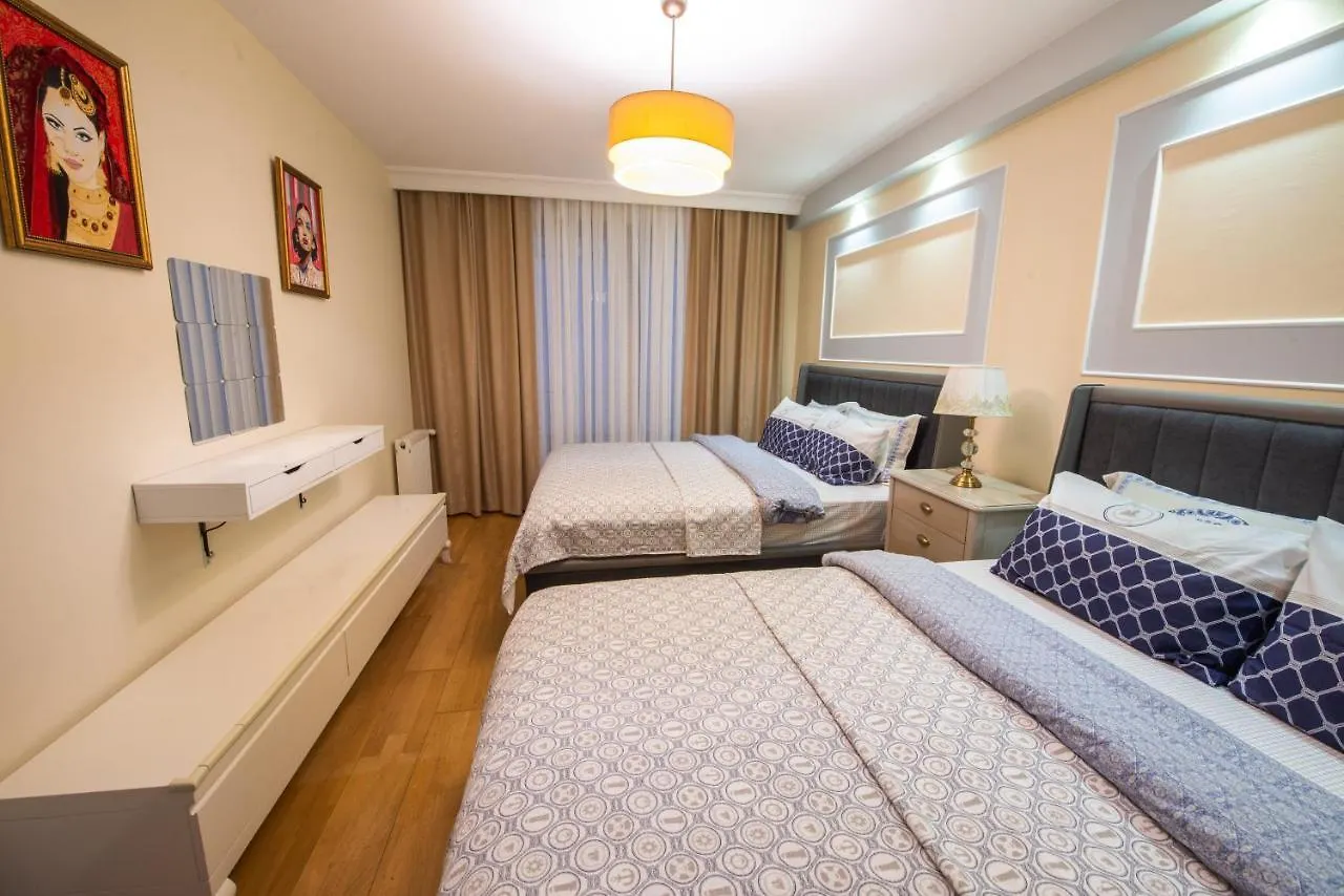 Three Bedroom Duplex Apartment With Large Terrace Istanbul Türkei