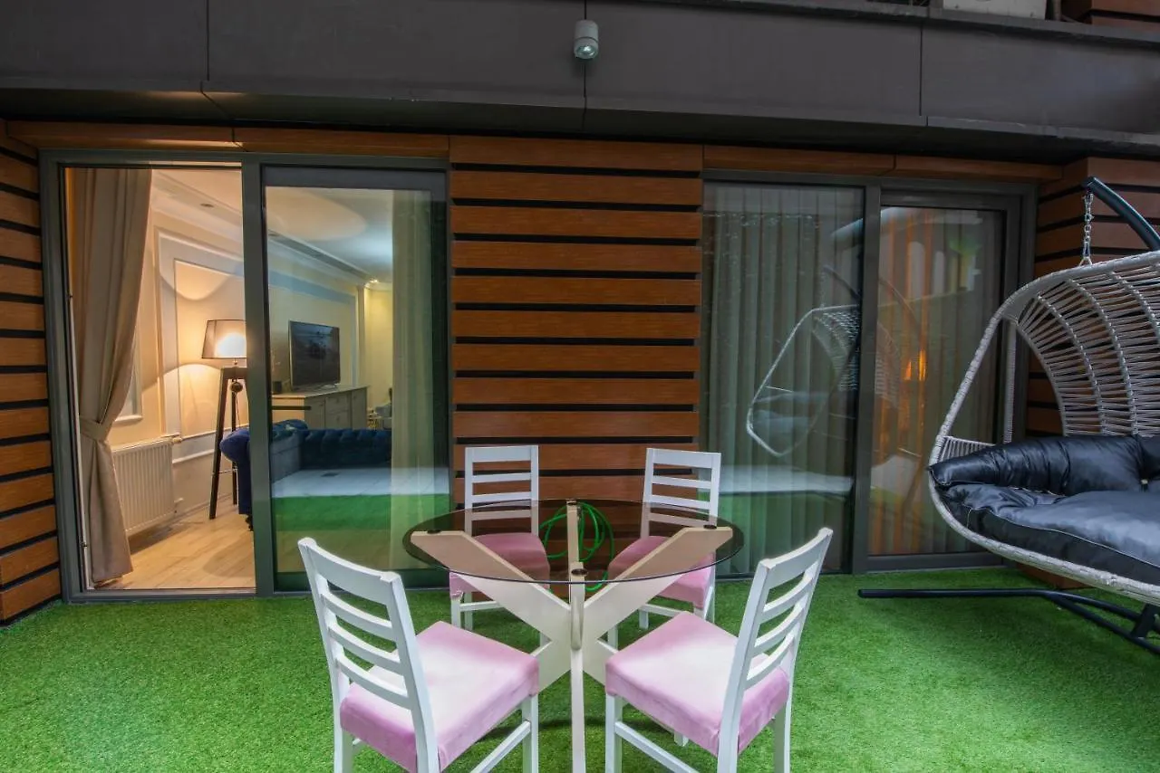 Three Bedroom Duplex Apartment With Large Terrace Istanbul